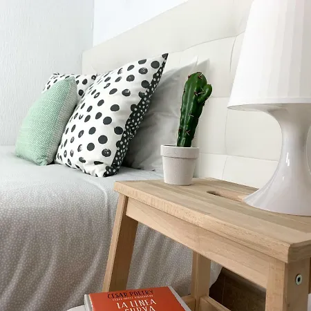 Cosy Flats Luceros